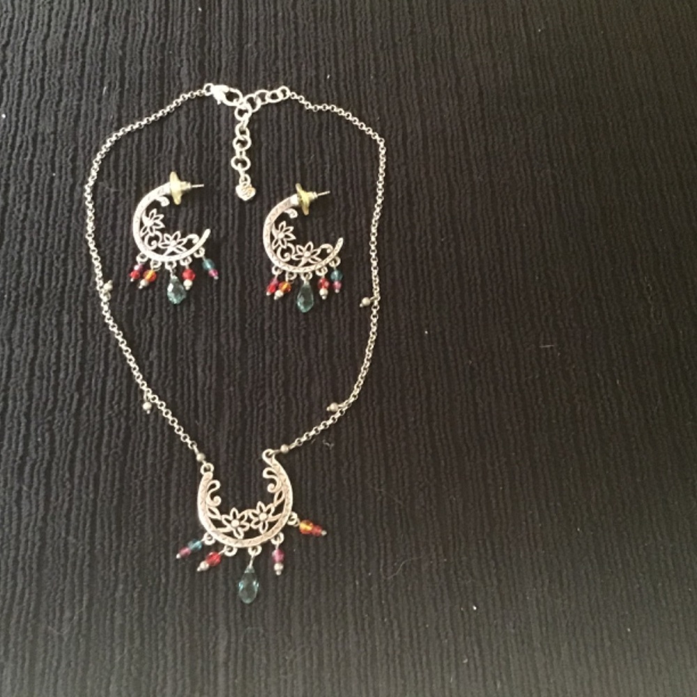 New Brighton necklace & earring set - Picture 3 of 7